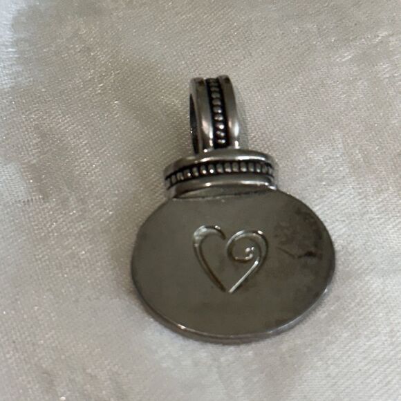 Ganz Silver Tone Charm Pendant Monogram Initial "P" - Picture 2 of 2